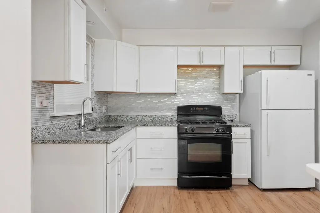 8156 Knox Avenue Skokie IL 60076