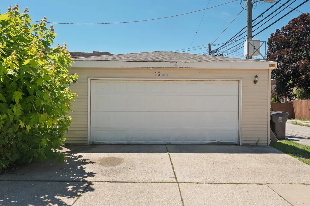 8156 Knox Avenue Skokie IL 60076