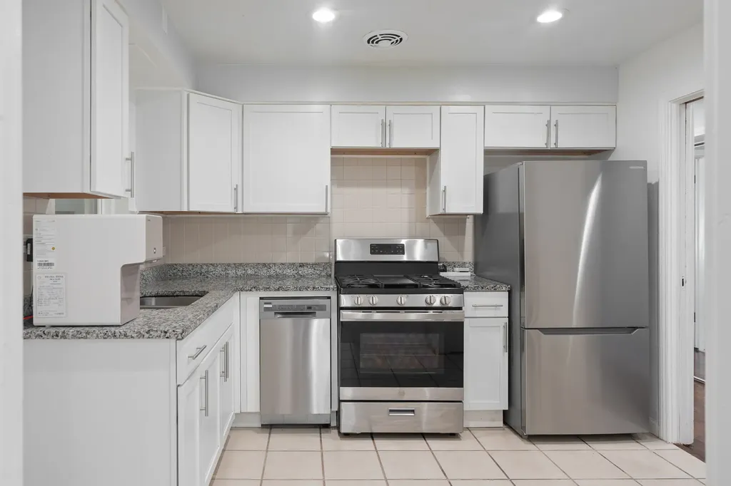 8156 Knox Avenue Skokie IL 60076