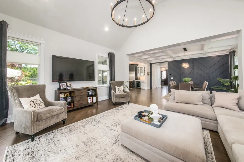 250 Clair View Court Lake Zurich IL 60047
