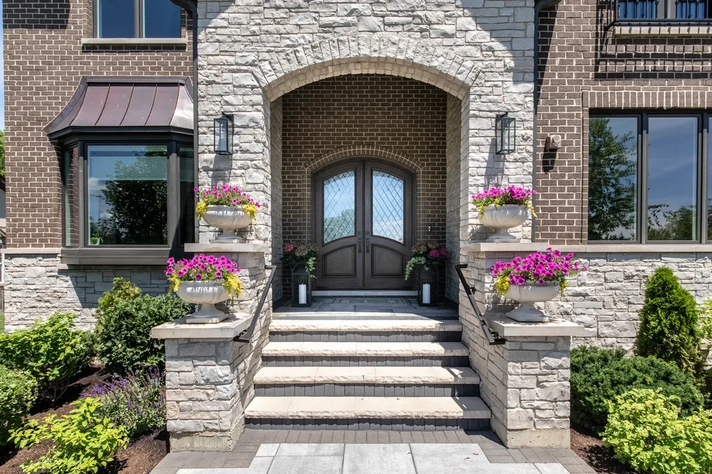 250 Clair View Court Lake Zurich IL 60047
