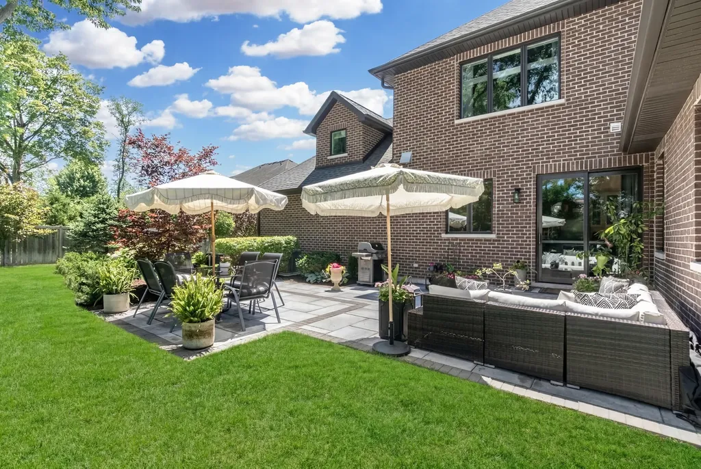 250 Clair View Court Lake Zurich IL 60047