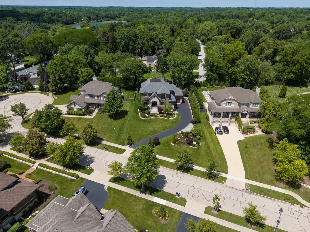 250 Clair View Court Lake Zurich IL 60047