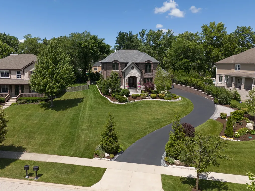 250 Clair View Court Lake Zurich IL 60047