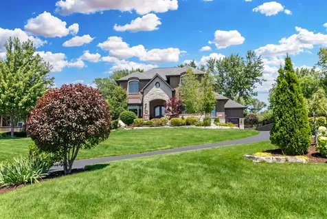 250 Clair View Court Lake Zurich IL 60047