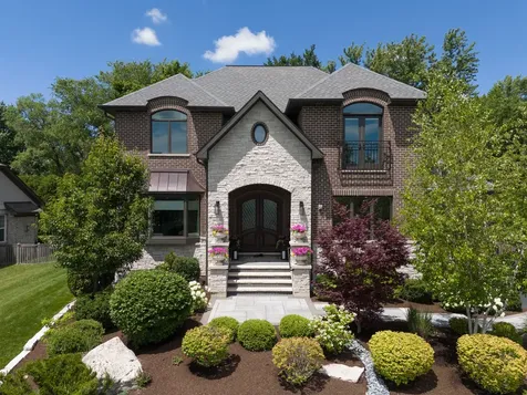 250 Clair View Court Lake Zurich IL 60047