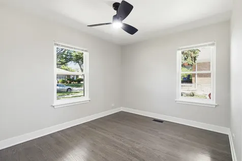 1857 Bristol Avenue Westchester IL 60154