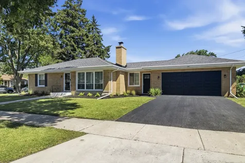 1857 Bristol Avenue Westchester IL 60154