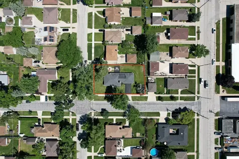 1857 Bristol Avenue Westchester IL 60154
