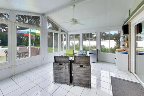 801 East Golfview Drive Mount Prospect IL 60056