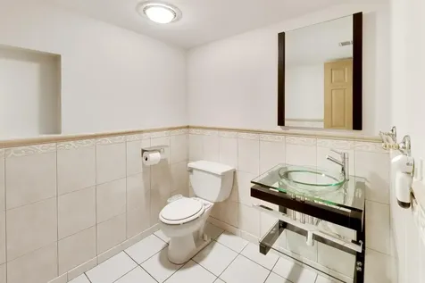 801 East Golfview Drive Mount Prospect IL 60056