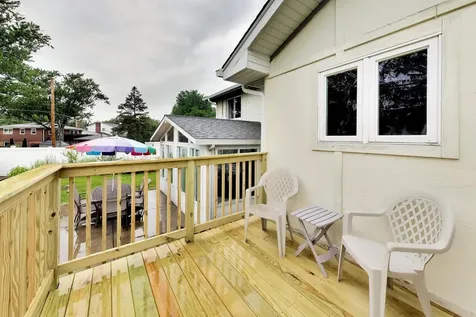 801 East Golfview Drive Mount Prospect IL 60056
