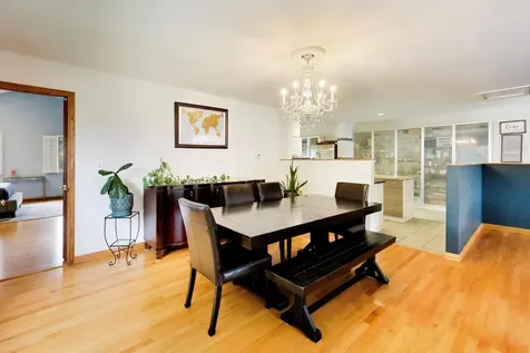 801 East Golfview Drive Mount Prospect IL 60056