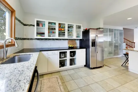 801 East Golfview Drive Mount Prospect IL 60056