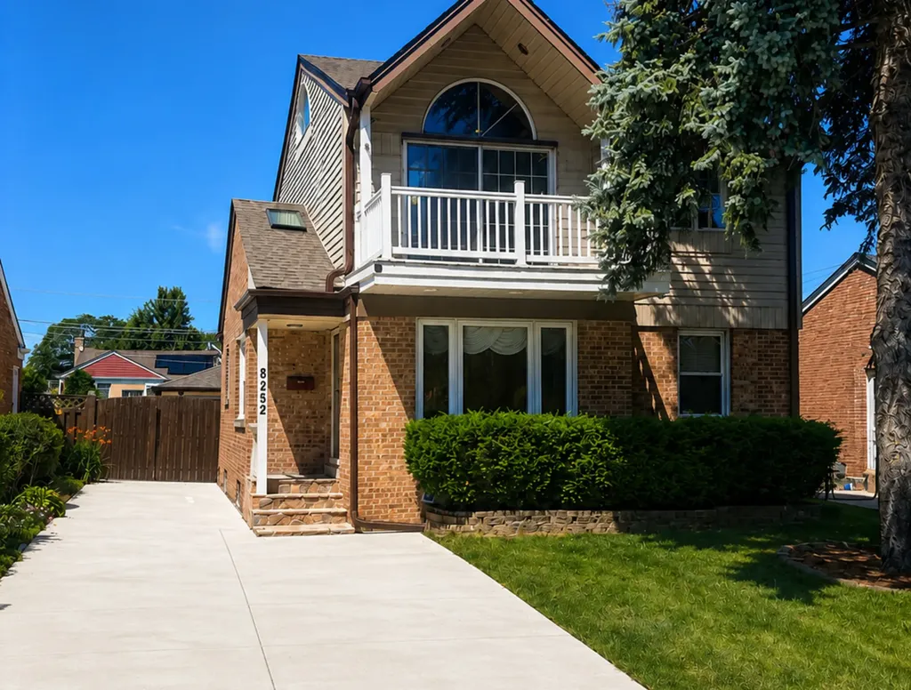8252 North Caldwell Avenue Niles IL 60714
