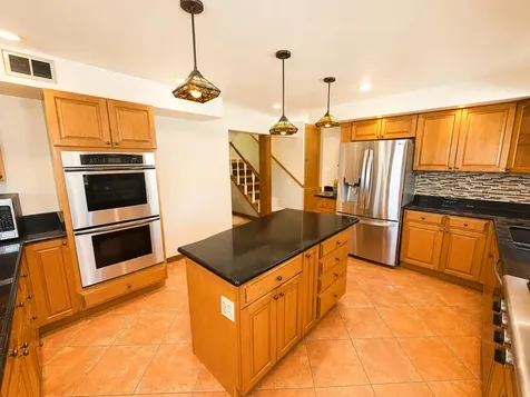 8252 North Caldwell Avenue Niles IL 60714