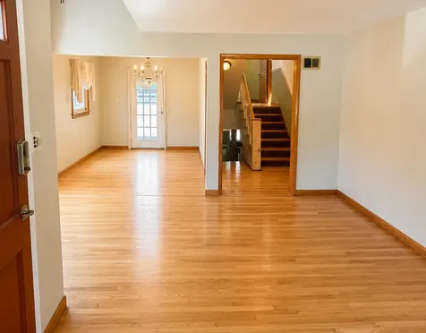 8252 North Caldwell Avenue Niles IL 60714