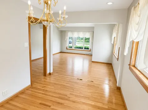 8252 North Caldwell Avenue Niles IL 60714