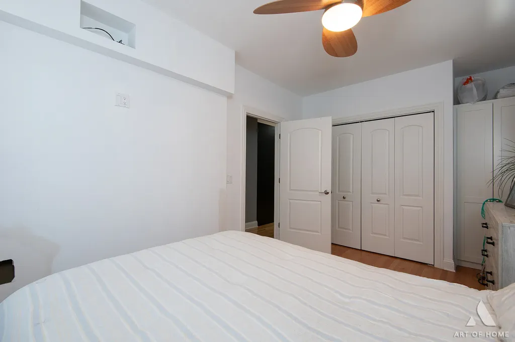 5049 North Neva Avenue Chicago IL 60656