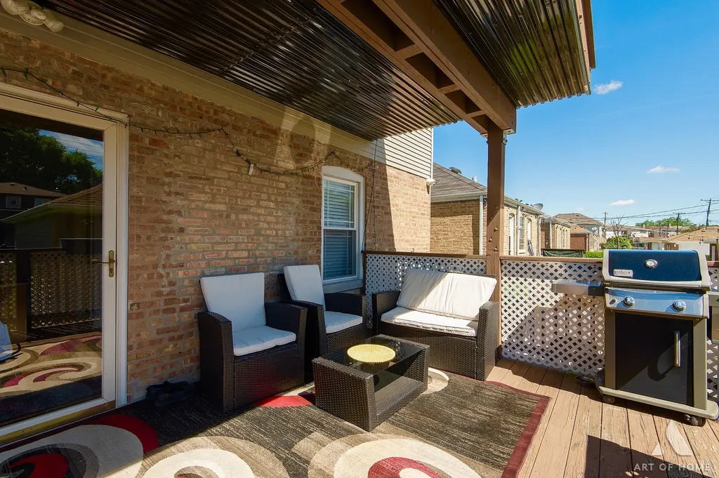 5049 North Neva Avenue Chicago IL 60656