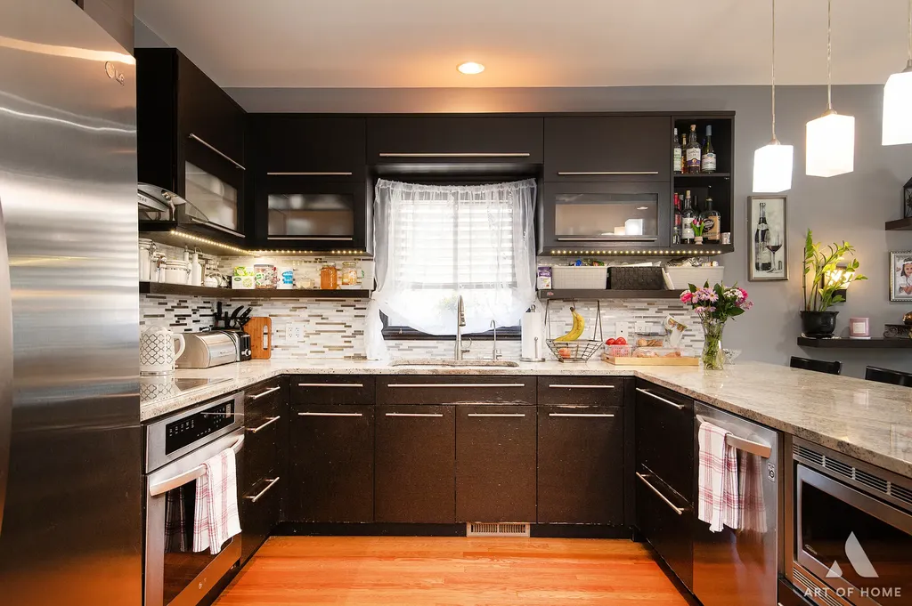5049 North Neva Avenue Chicago IL 60656