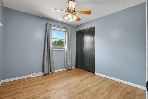 1705 88TH Avenue W Rock Island IL 61201