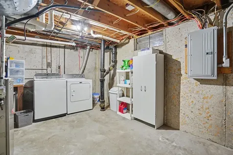 1705 88TH Avenue W Rock Island IL 61201