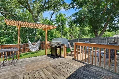 1705 88TH Avenue W Rock Island IL 61201