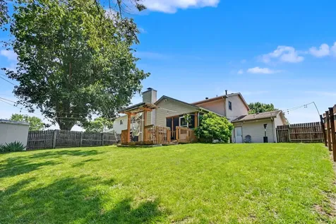 1705 88TH Avenue W Rock Island IL 61201