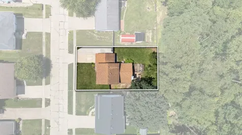 1705 88TH Avenue W Rock Island IL 61201