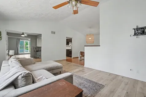 1705 88TH Avenue W Rock Island IL 61201