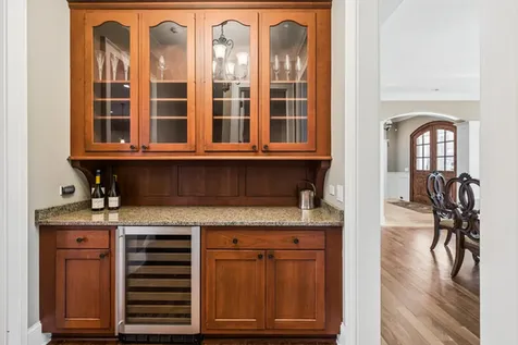1300 Abington Cambs Drive Lake Forest IL 60045