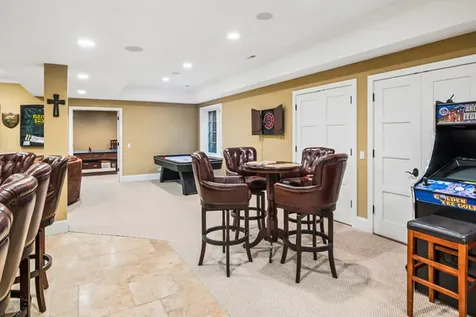 1300 Abington Cambs Drive Lake Forest IL 60045