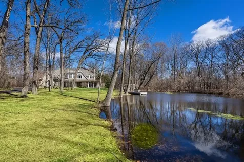 1300 Abington Cambs Drive Lake Forest IL 60045