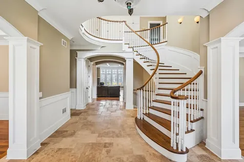 1300 Abington Cambs Drive Lake Forest IL 60045