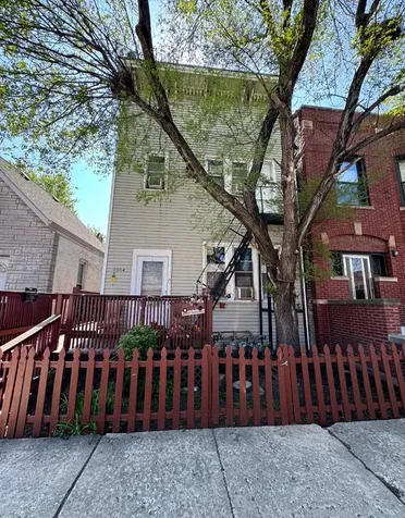 3004 South Loomis Street Chicago IL 60608