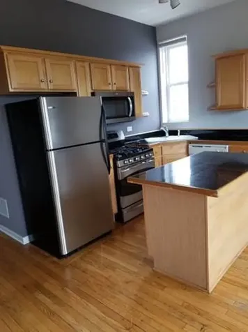 537 North Ashland Avenue Chicago IL 60622