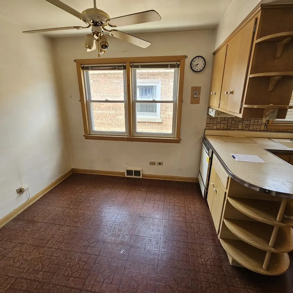 3628 West 69th Street Chicago IL 60629