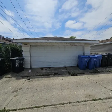 3628 West 69th Street Chicago IL 60629