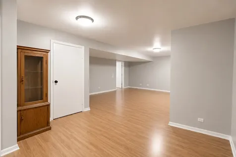 812 Maple Lane Wheeling IL 60090