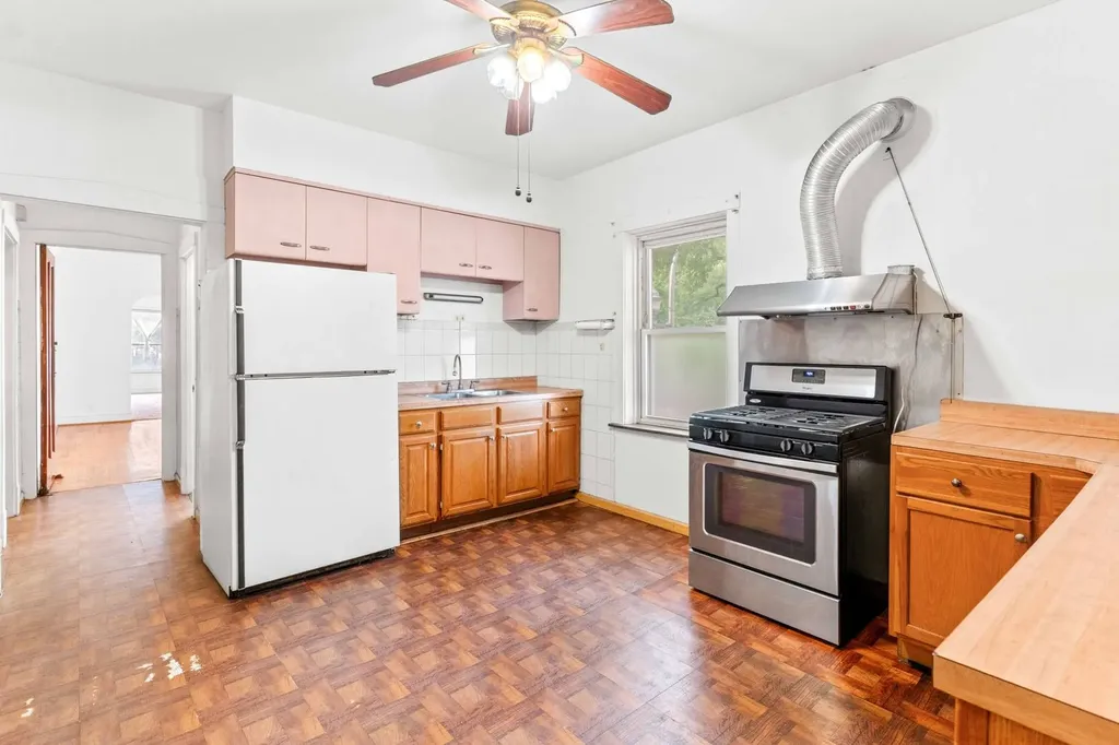 3700 North Monticello Avenue Chicago IL 60618
