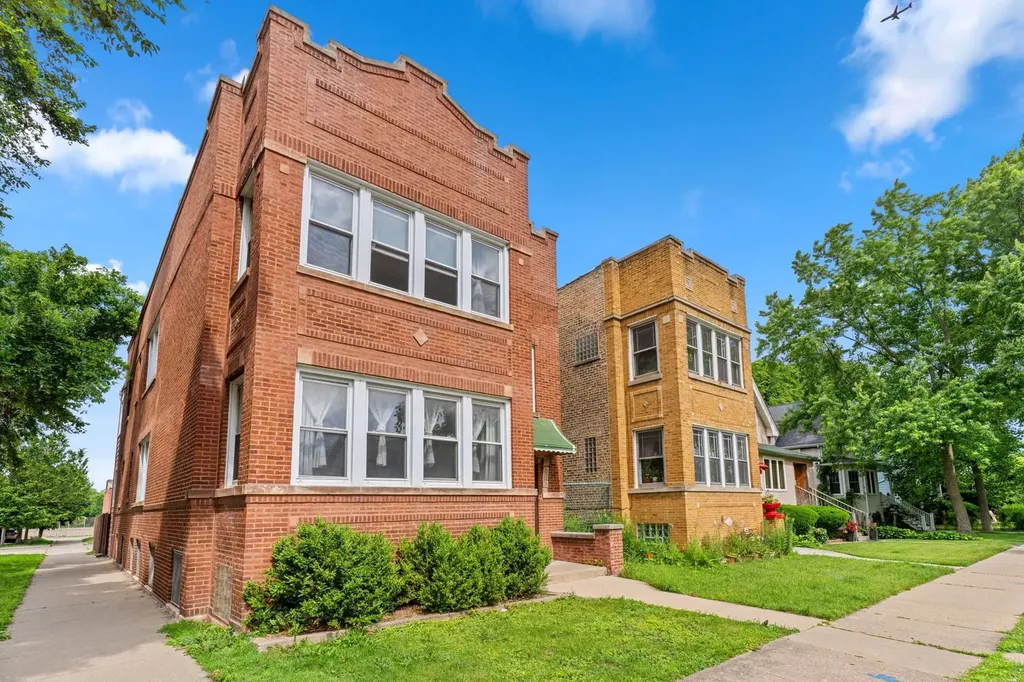 3700 North Monticello Avenue Chicago IL 60618