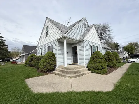 700 Warrior Drive Round Lake Heights IL 60073