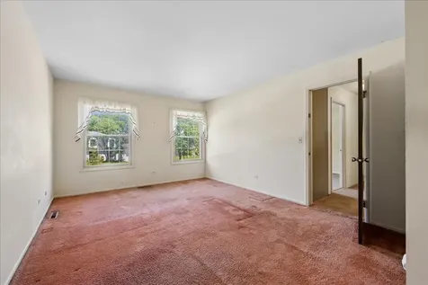 1108 Wellington Avenue Libertyville IL 60048