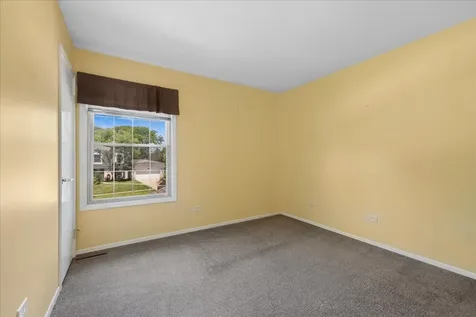 1108 Wellington Avenue Libertyville IL 60048