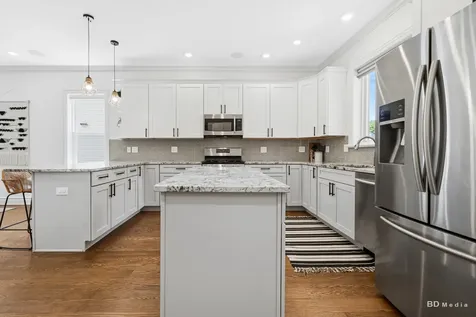 4146 North Kilbourn Avenue Chicago IL 60641