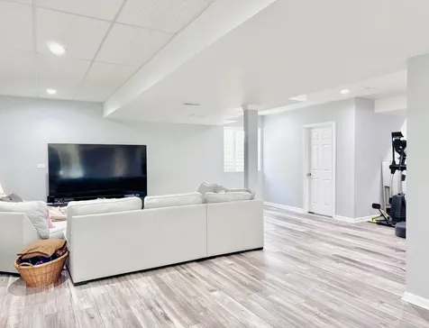 21010 Lakewoods Lane Shorewood IL 60404