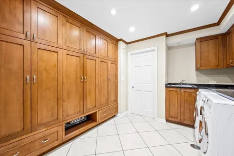520 Greenwood Avenue Kenilworth IL 60043