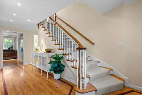 520 Greenwood Avenue Kenilworth IL 60043