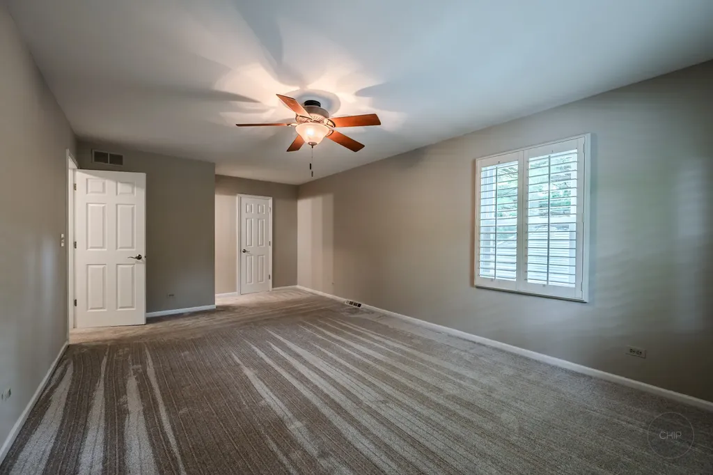 1612 Harris Lane Naperville IL 60565